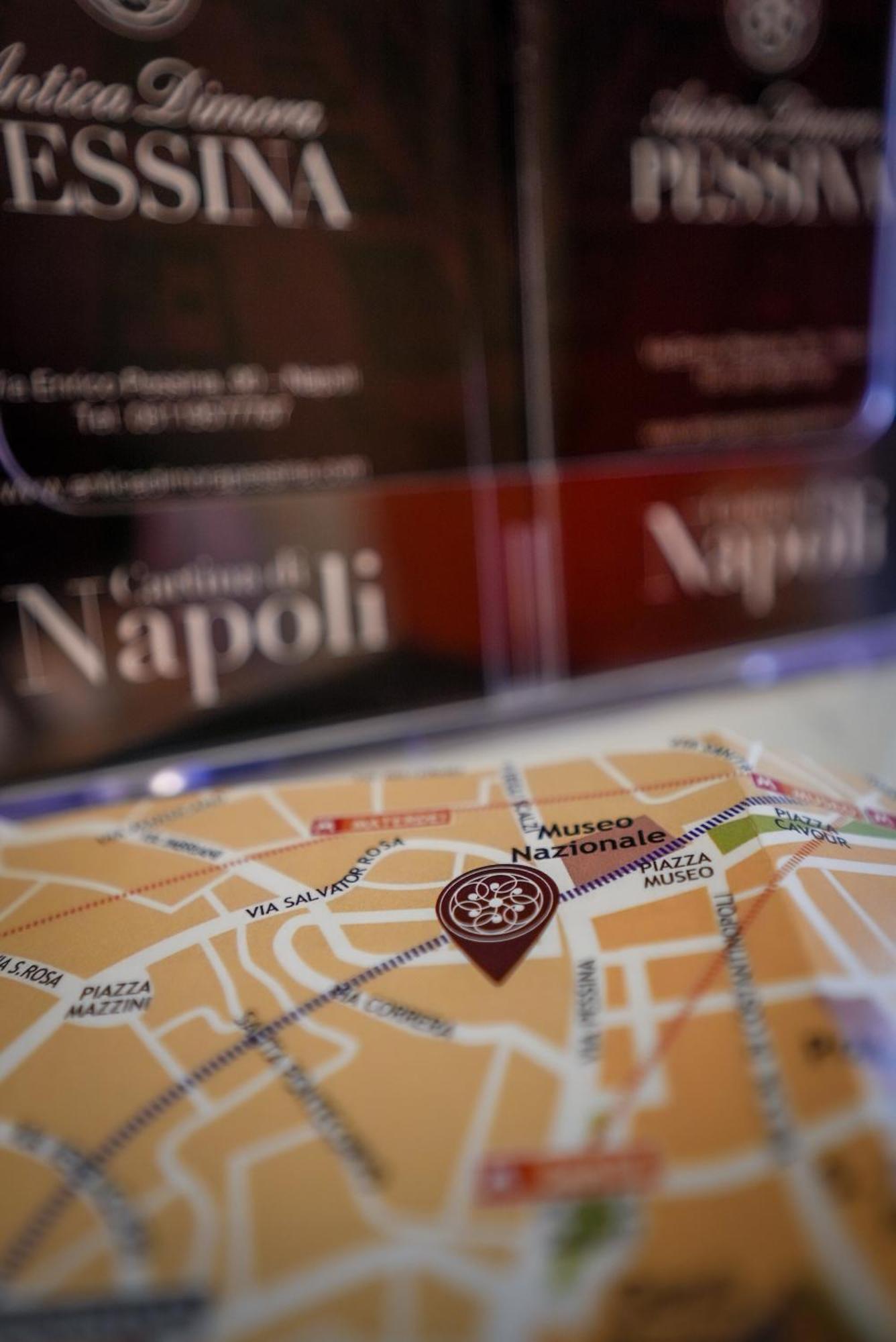 Antica Dimora Pessina Hotel Napoli Bagian luar foto