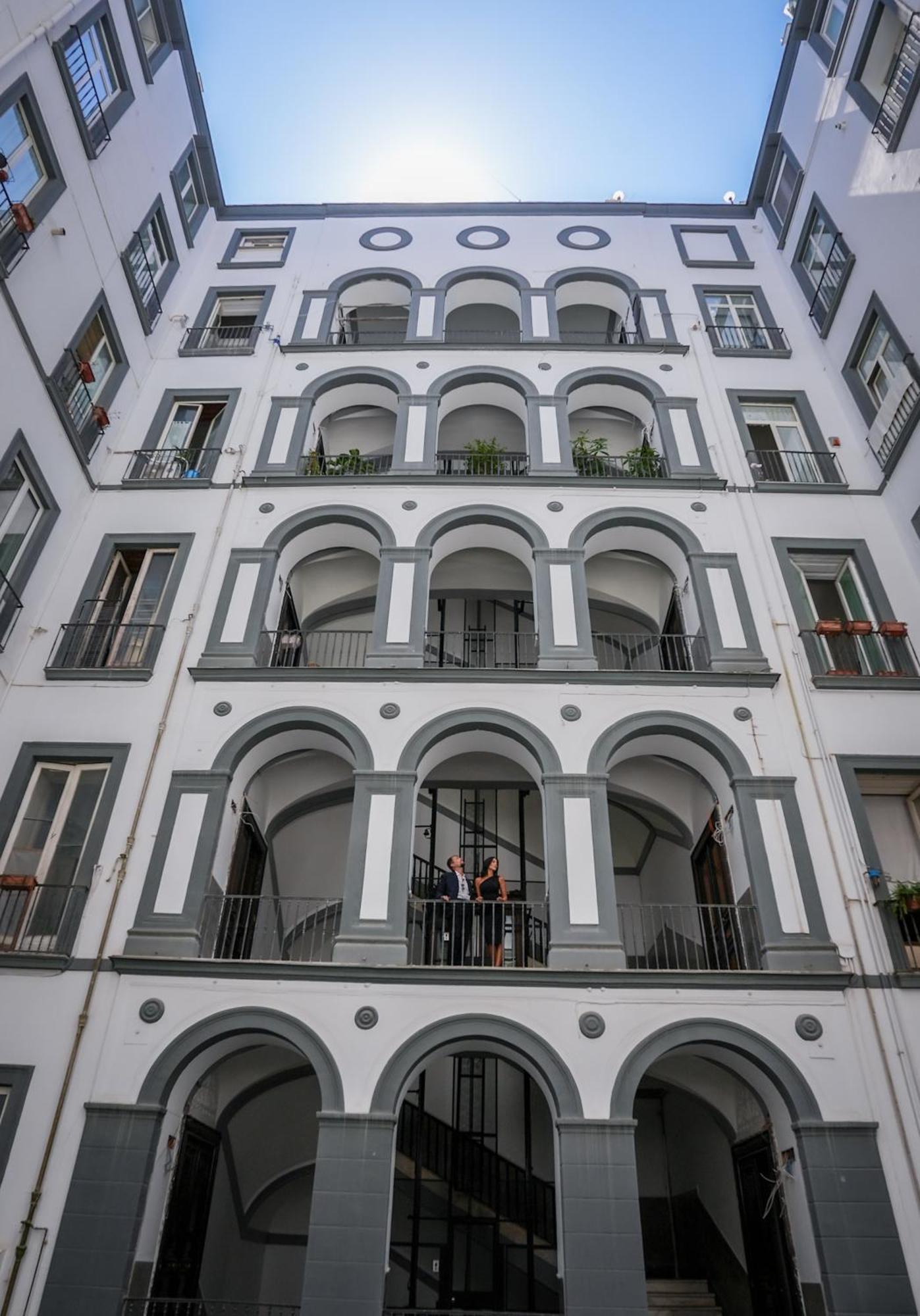 Antica Dimora Pessina Hotel Napoli Bagian luar foto